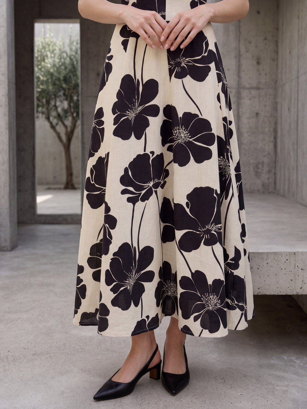 Women's Floral A-Line Midi Dress – Ivory & Black