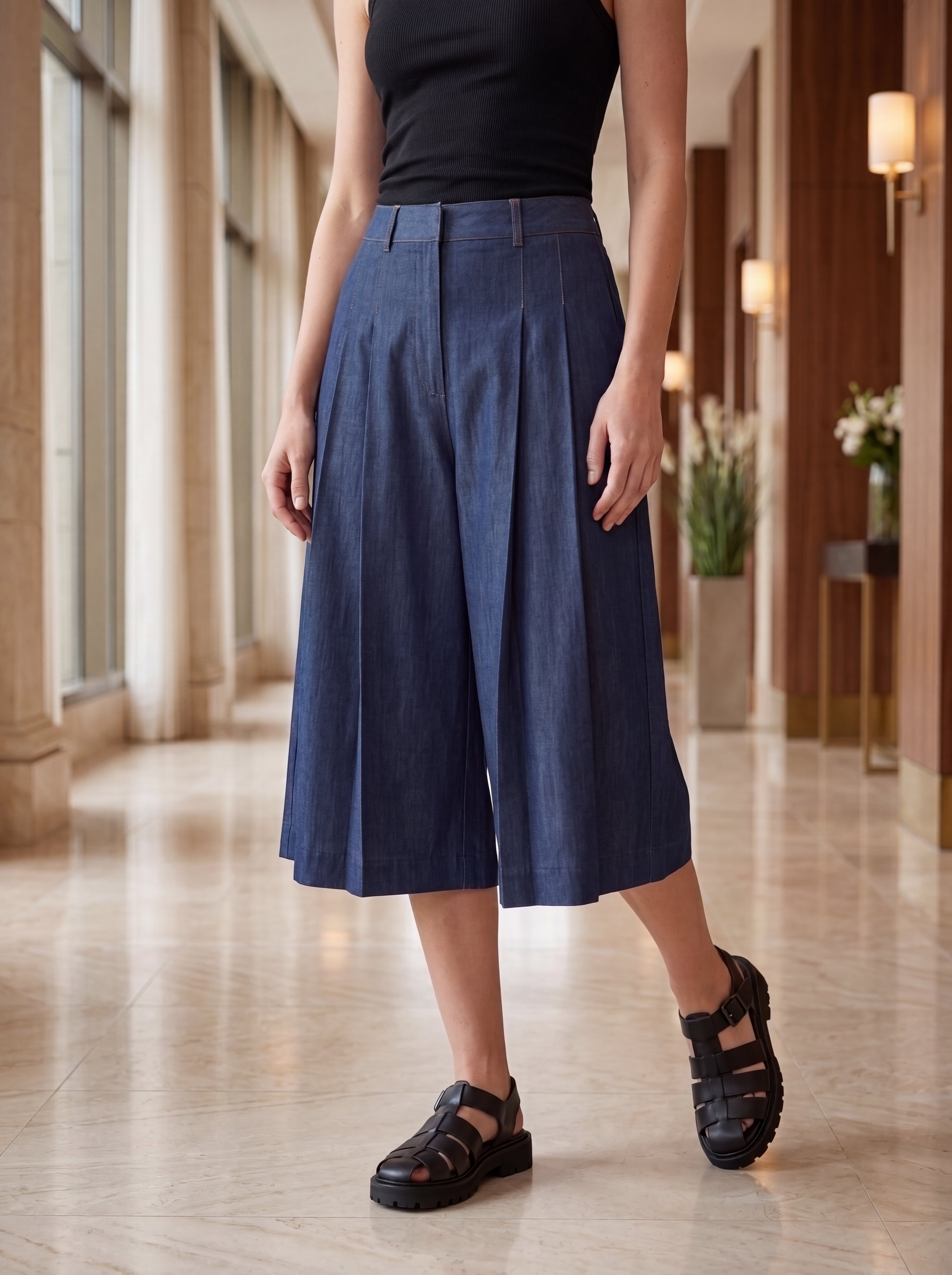 Women's Navy Pleated Wide Leg Culotte Pants – Premium European Tailored Fashion