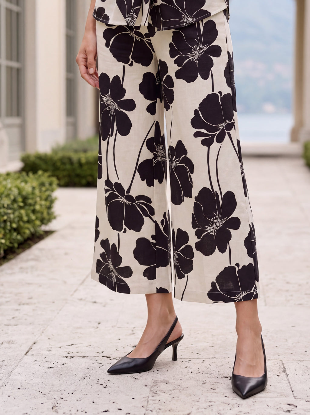 Women's Monochrome Floral Shirt & Wide-Leg Culotte Pair Collection | Premium European Women's Pair