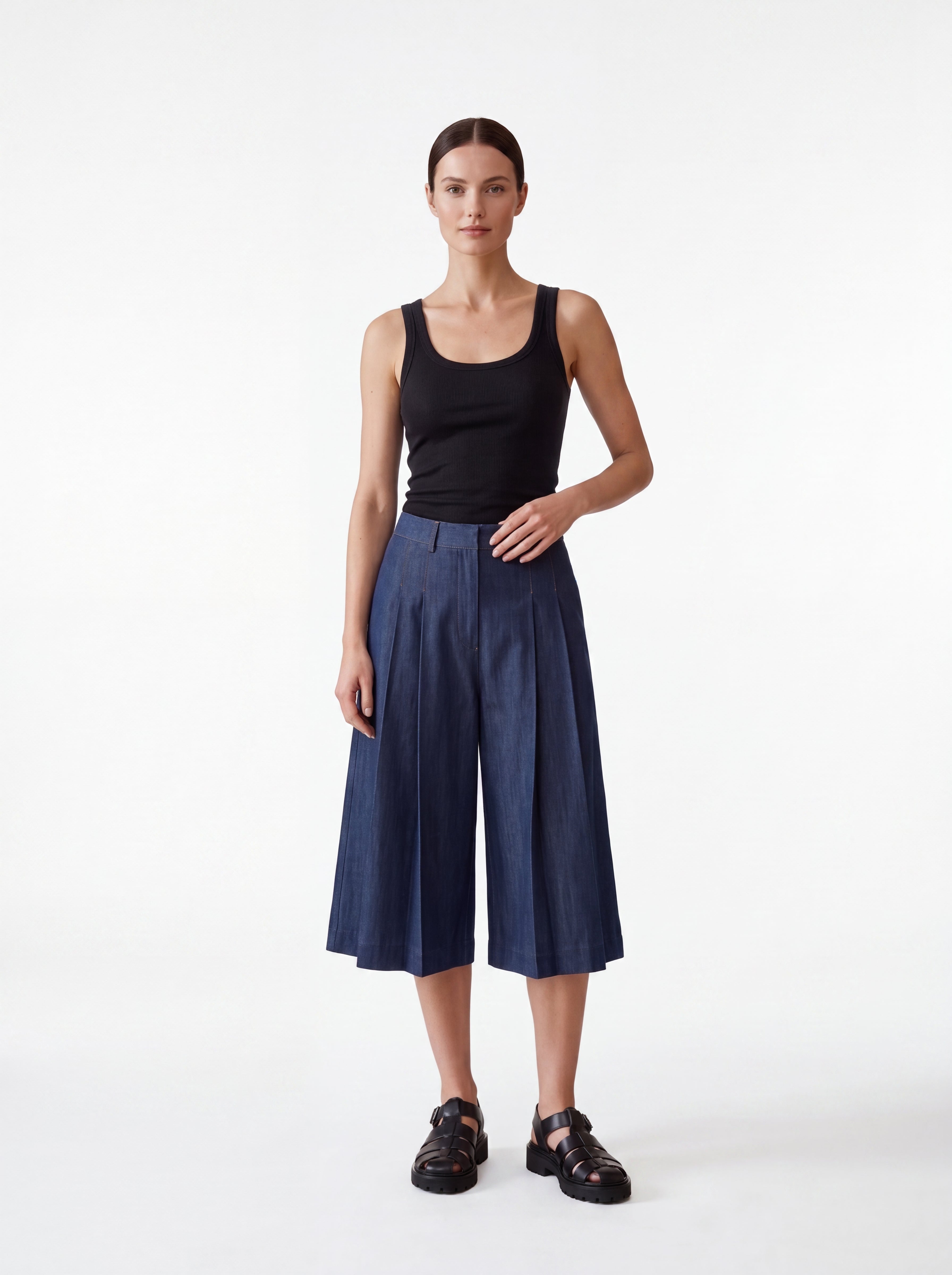 Women's Navy Pleated Wide Leg Culotte Pants – Premium European Tailored Fashion